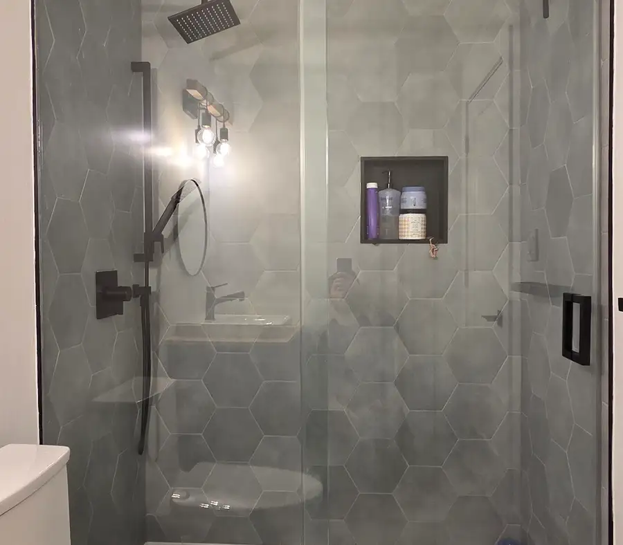 Full Bathroom Reno