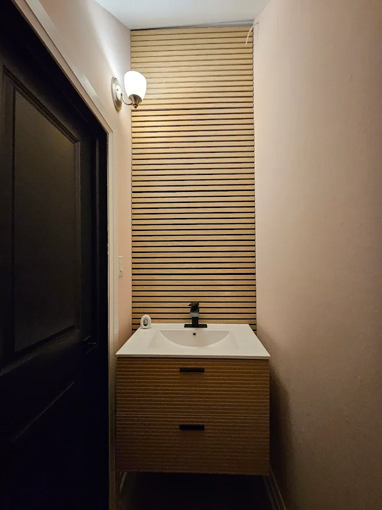 Modern Bathroom
